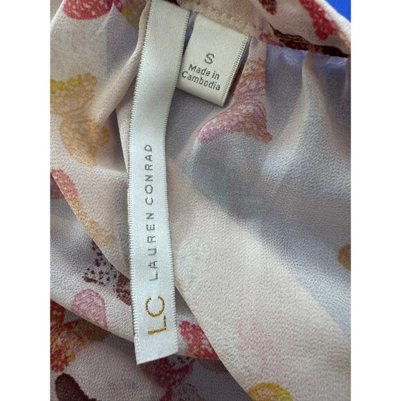 LC Lauren Conrad Small Long Sleeve Blouse Polyetser Butterfly Pirnt - Picture 3 of 8